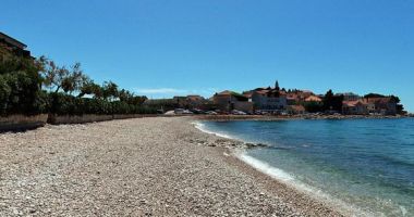 Velika Raduća beach, Primosten, Chorwacja