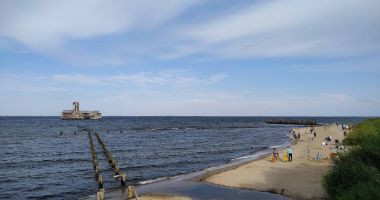 Plaża w Babich Dołach w Gdyni nad Morzem Bałtyckim