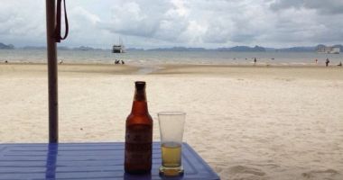 Bai Chay Beach, Zatoka Halong, Wietnam