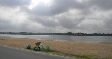 Plaża w Domaniowie nad Zalewem Domaniowskim