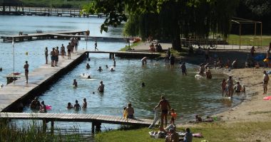 Plaża Miejska w Golczewie nad Jeziorem Szczucze