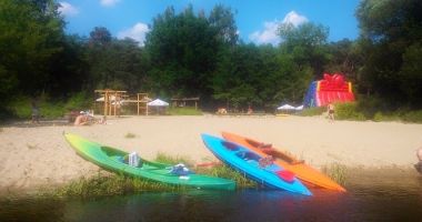 Plaża przy Ośrodku Zacisze w Pomiechówku nad Wkrą