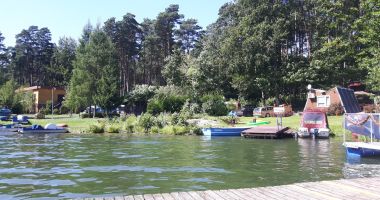 Plaża przy Ośrodku Leśnym w Tucznie nad Jeziorem Liptowskim